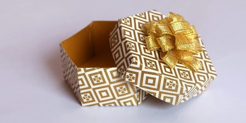 Gift packaging
